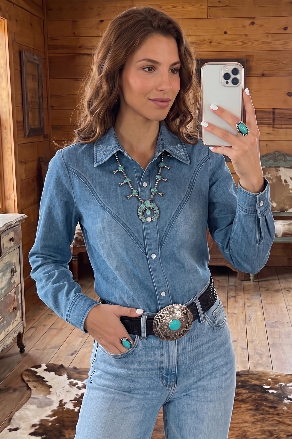 Chemise femme western en jeans avec broderie
